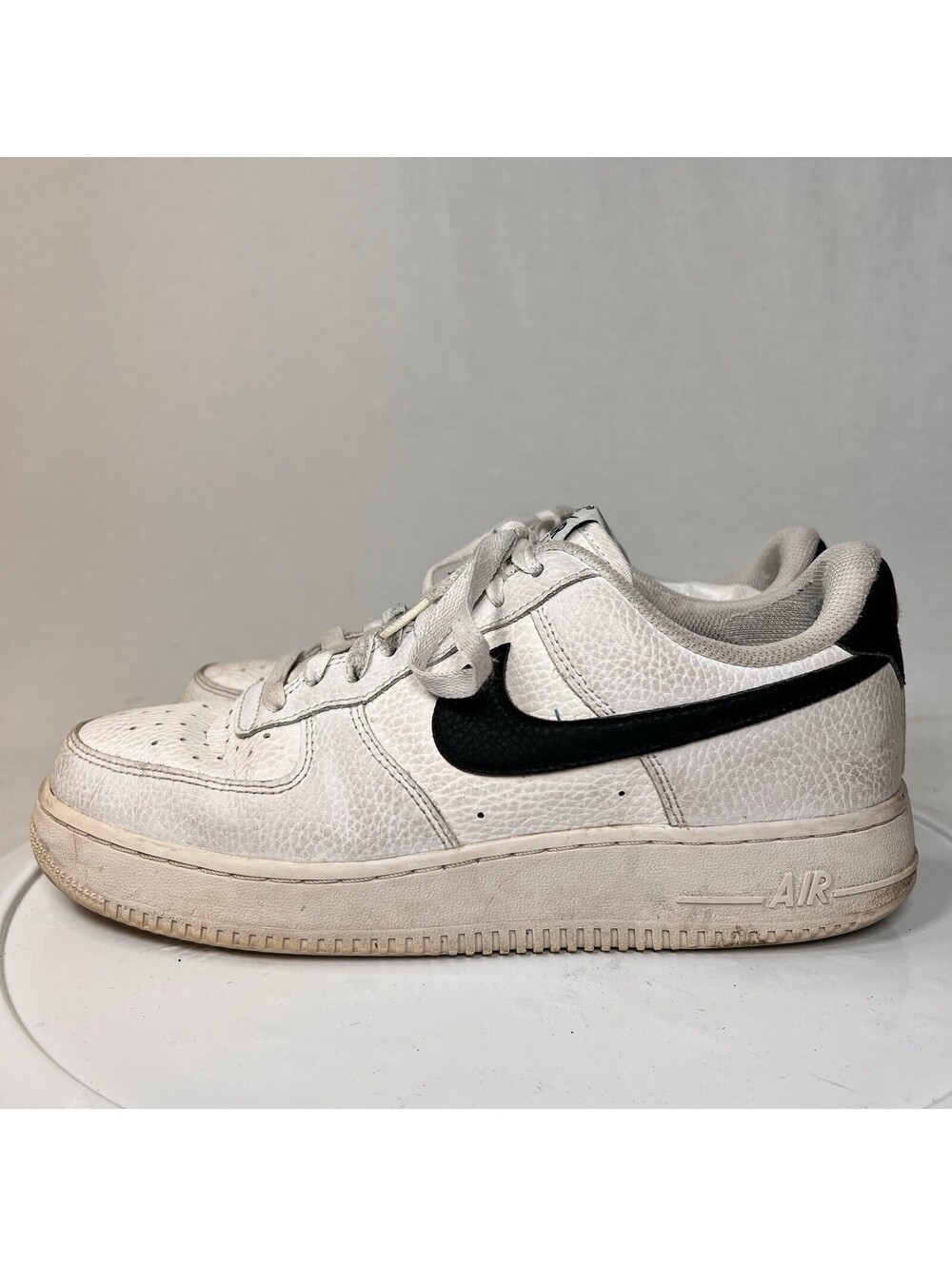 Nike Air Force 1 Low ‘07 White And Black Size 8.5 Men's